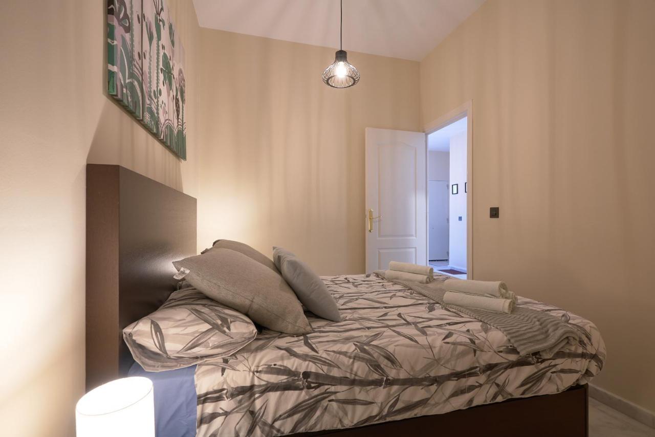 Apartamentos Tejares De Triana 16B Севілья Екстер'єр фото