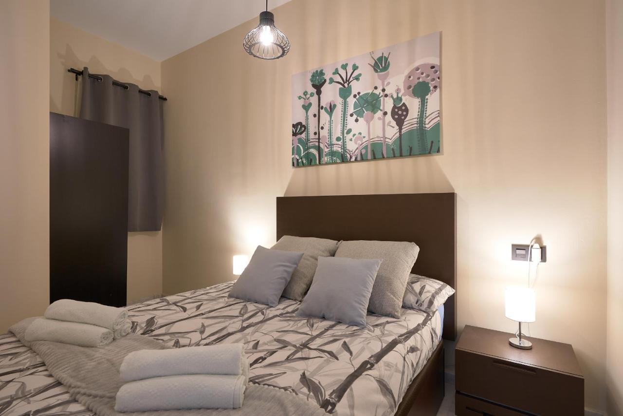 Apartamentos Tejares De Triana 16B Севілья Екстер'єр фото